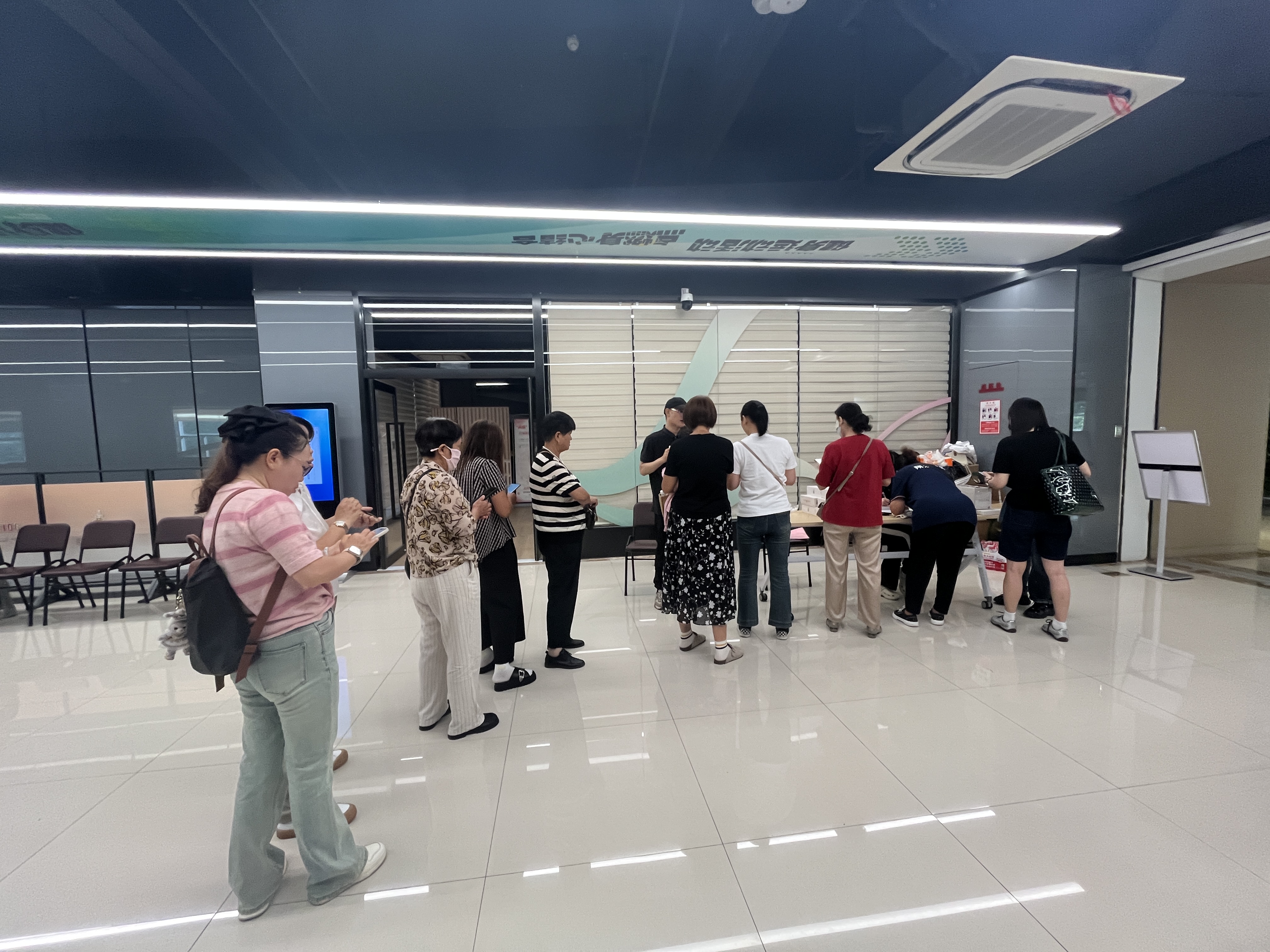 1759111250176575.jpg 0450616c91924596bf9f70a100586e49.jpg