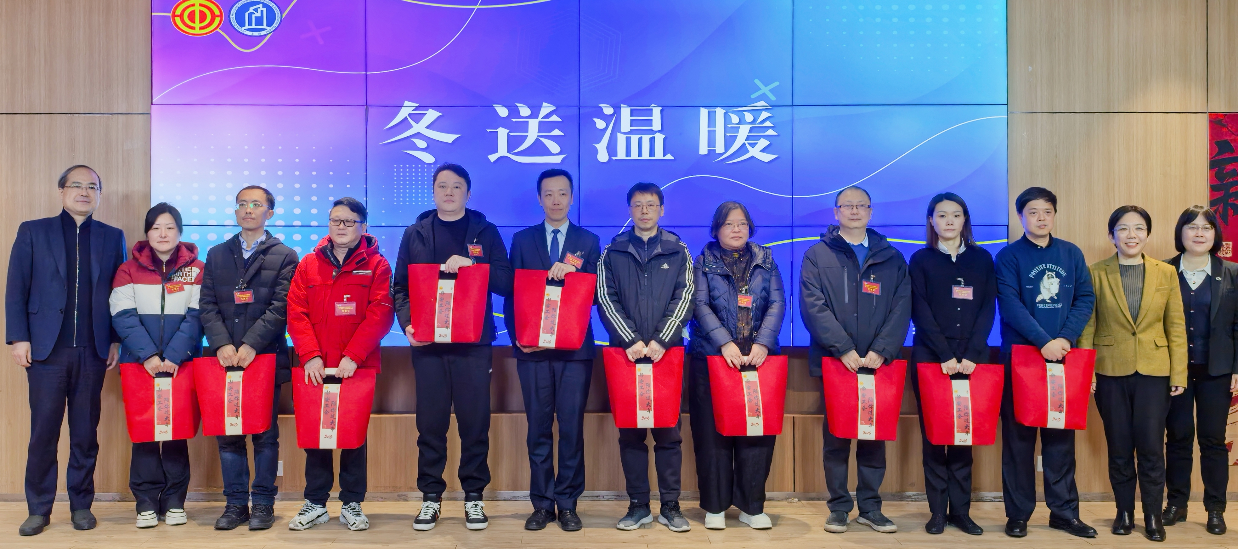 1769411522663069.jpg 2.jpg